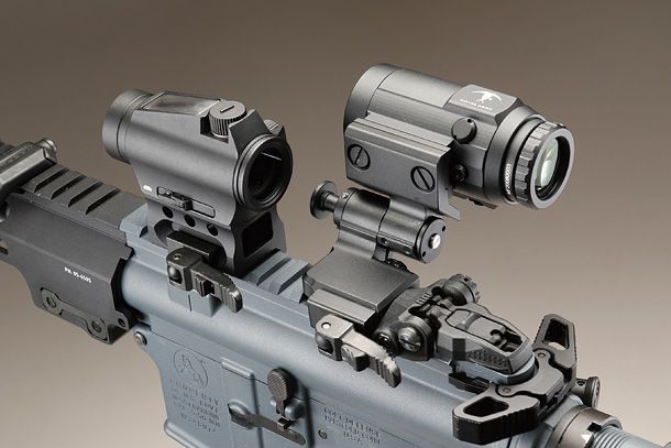 ノーベルアームズ「MICRO 3X TACTICAL MAGNIFIER」＆「SURE HIT T2 