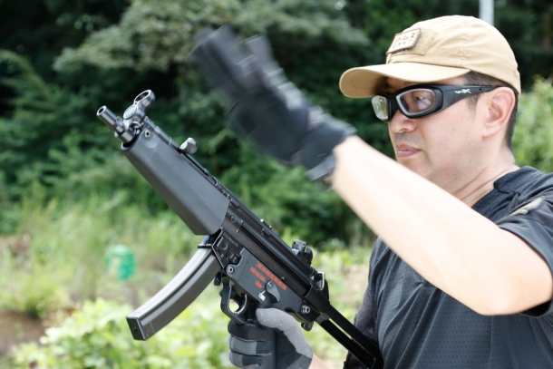 東京マルイ 次世代電動ガン MP5A5 - トイガン