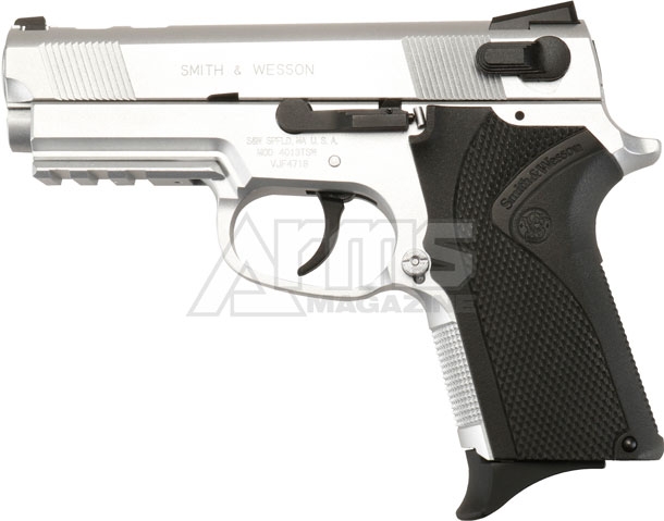 安い商品ウエスタンアームズ S&W M4013TSW 専用ホルスター付き！ ガスガン