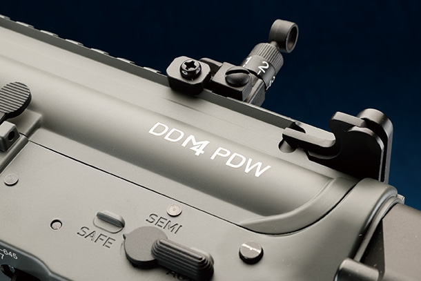 E&C DDM4 PDW SBR 6インチ（Kestrel V2 BASIC搭載）電動ガン ブラック／デザートカラー／グレー