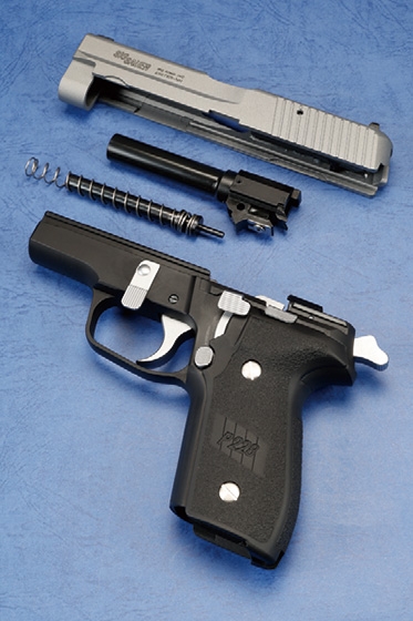 タナカ SIG P228 “Two-Tone” エボリューション2オールヘビーウエイトモデルガン