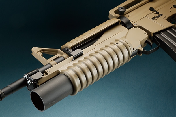 S&T M4A1 スポーツライン電動ガン with M203グレネードランチャー（ショート）BK＆DE（無刻印）