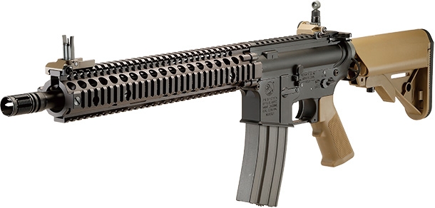 E&C M4A1 RISⅡ SOPMOD Block2 （Kestrel V2 BASIC搭載）電動ガン（COLT Licensed）
