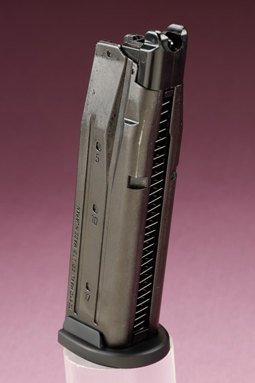 東京マルイ ガスブローバックガン P320フルサイズ