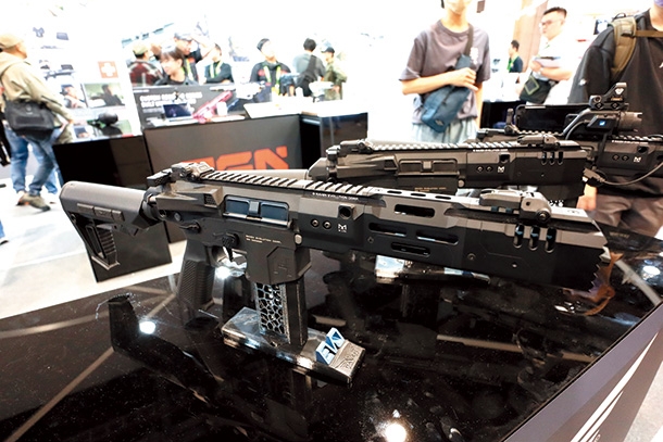 RAVEN EVOLUTION   RAVEN EVO REBEL