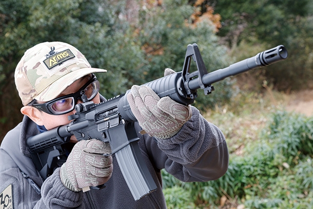 東京マルイ 電動ガンEVOLT M4A1カービン＆RS FPR MK4