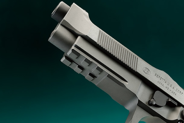 ウエスタンアームズ ベレッタM92FSブリガディアエリート 木製グリップ付き