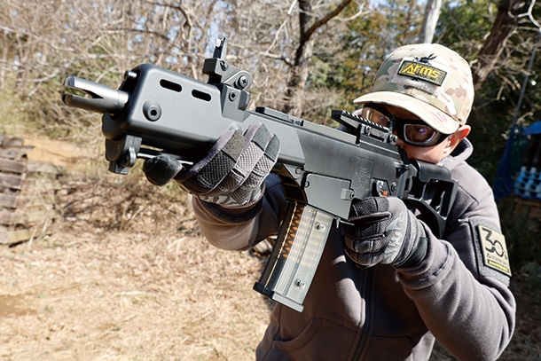 東京マルイの電動ガンプラスシリーズG36Cプラスは価格が43,780円（税込）で、モーターの回転制御に加えて各部の破損や異常を検知して作動をストップする「PLUSシステム」が内蔵されている