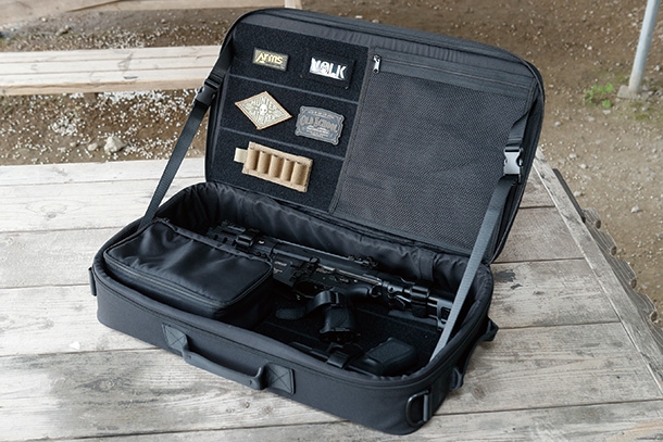 ガンケースはエアガンや周辺グッズが収納しやすいようにデザインされているので保管や移動に便利です