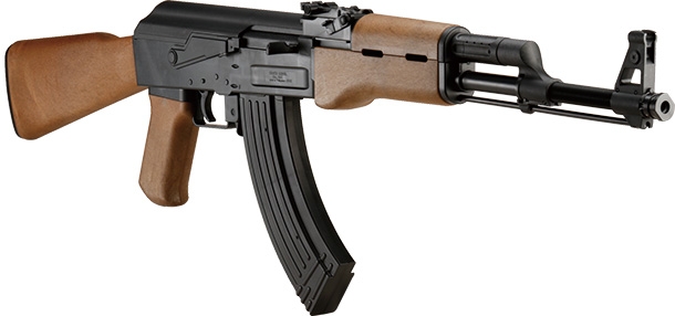 対象年齢10歳以上用のエアガンは威力の上限が0.135ジュールに定められており、18歳以上用のエアガンに比べて飛距離が出ません