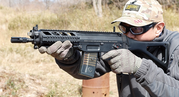 東京マルイ 電動ガンプラスシリーズ SG553プラス