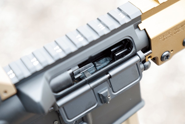 E&C GEISSELE SMR MK16 URG-I 9.5インチ（E-BOLT SYSTEM搭載）電動ガン デザートカラー（COLT Licensed）