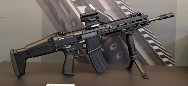 東京マルイ ガスブローバックガン 20式5.56mm小銃