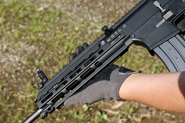 東京マルイ 20式5.56mm小銃 ガスブローバックガン