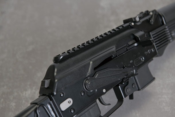 VFC PP19-01 Vityaz（JP ver.） ガスブローバックガン