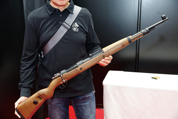 クラウンモデルKar98k ライブカート式エアコッキングガン
