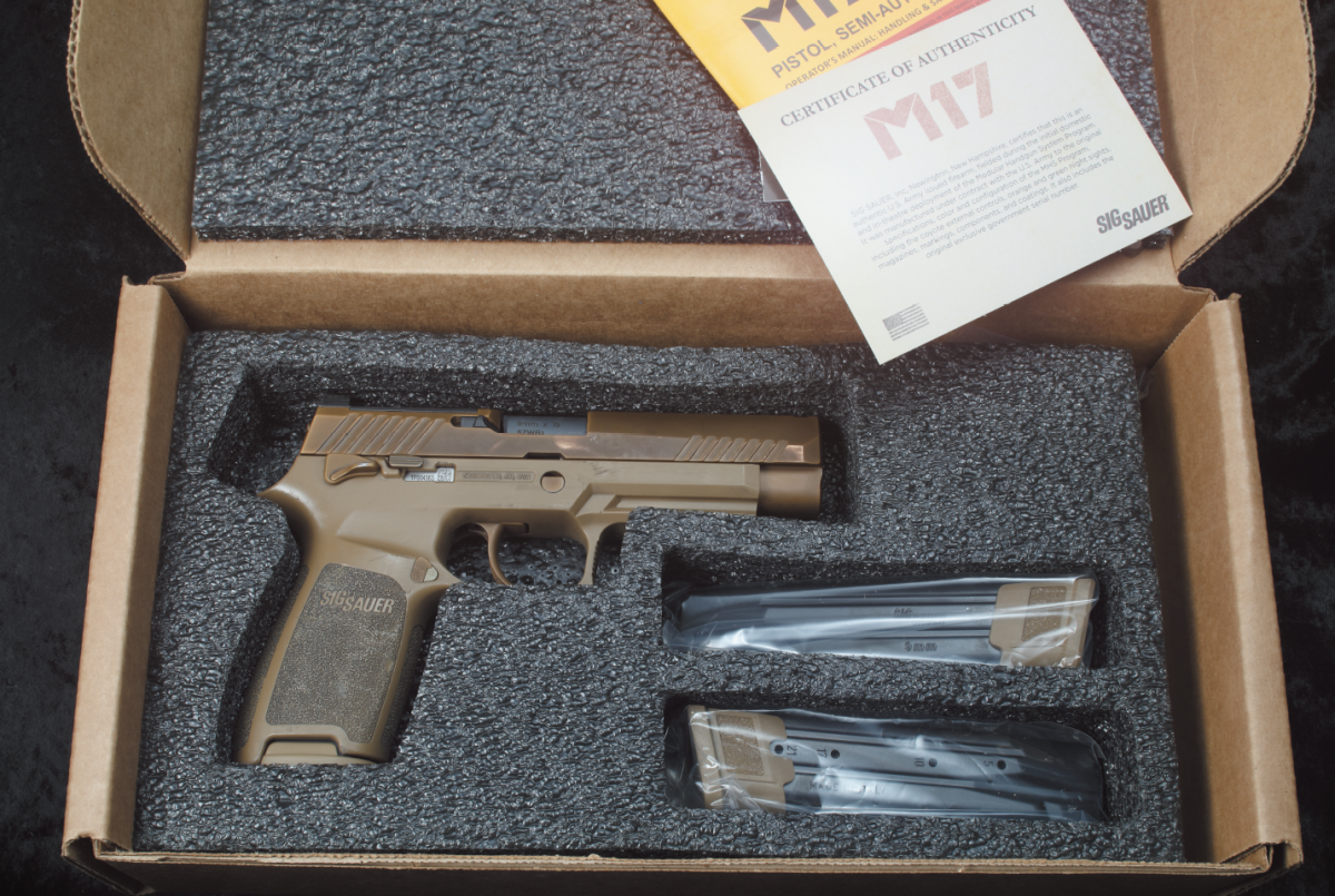 【新品未開封】SigSauer シグザウエル P320 M17 実銃用ガンケース 新製品予約)SIG SAUER: SIG AIR Proforce M17 BK CO2 ブロー