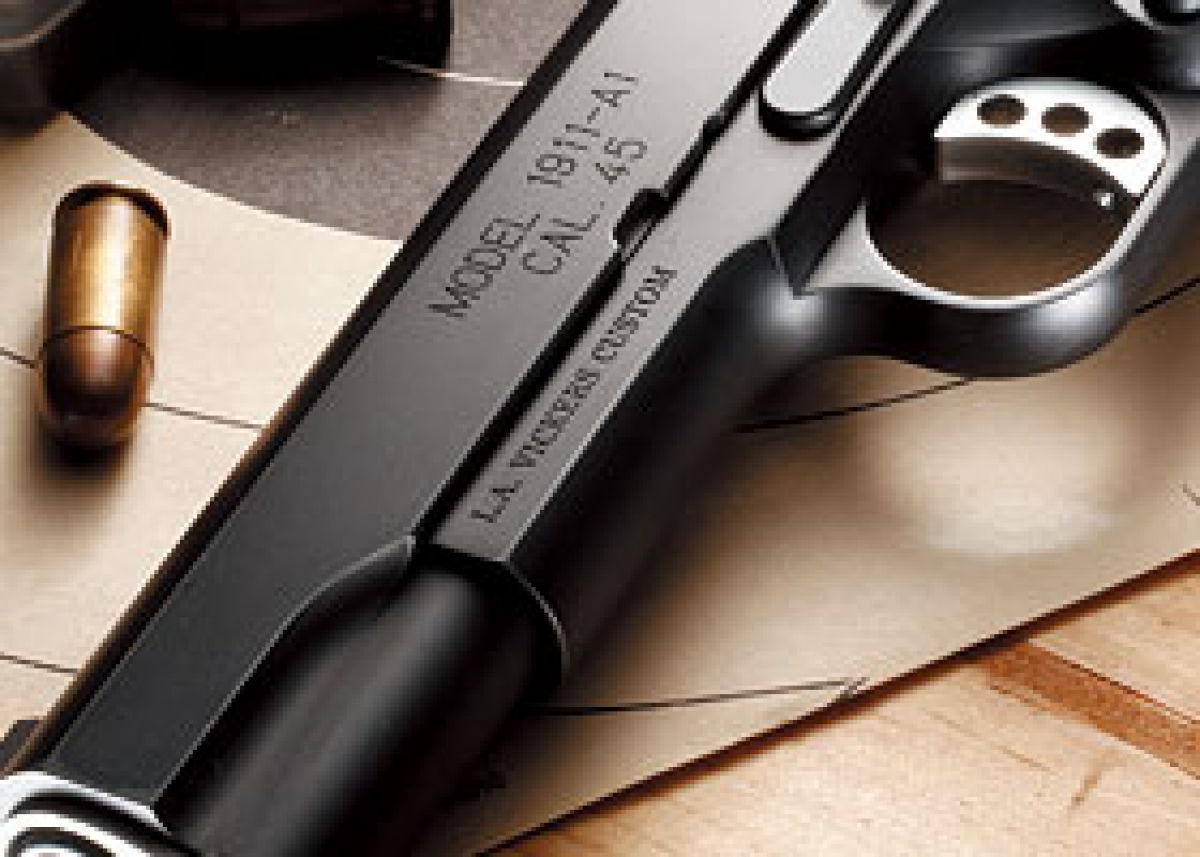 hy0825専用　LAヴィッカーズ　カスタム 拳銃射撃の権威ラリー・ヴィッカーズのカスタム1911を再現
