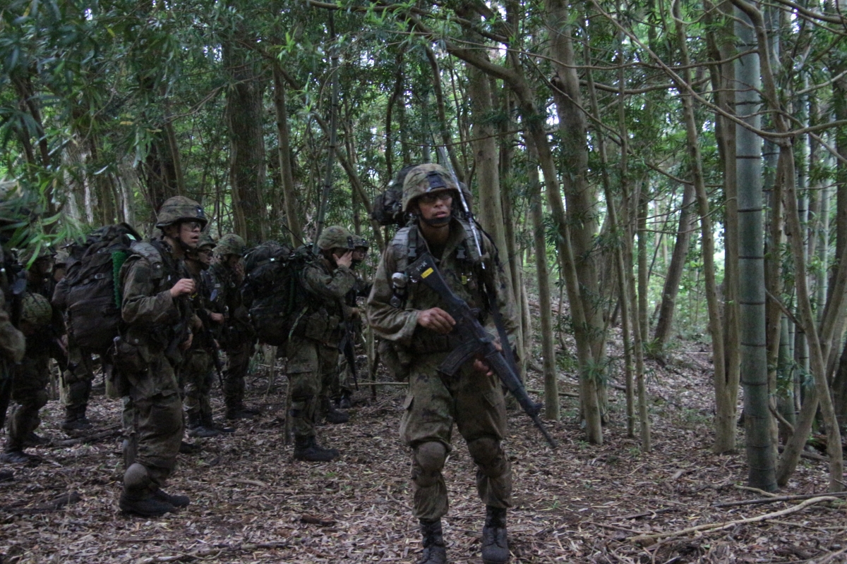 陸上自衛隊】伊豆の山を踏破せよ！ レンジャー課程最終想定 | ニュース