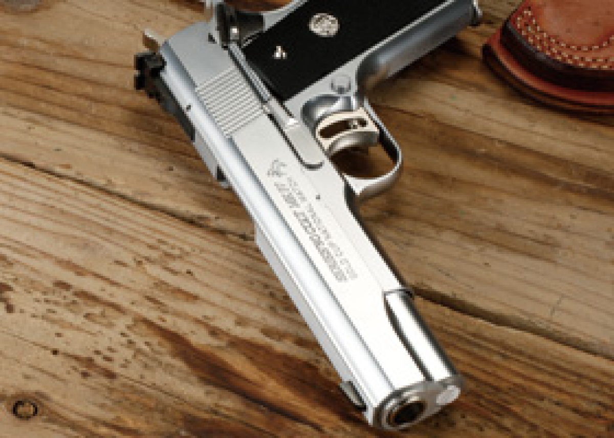 ヴィンテージ ステンドグラス スイス製 ピストルクラブ 1975年 ライフル限定 OLD STYLE ステンドグラス風ライトサイン – SK OLDIES